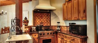 Enjoy a great experience in 2 BD Suite in Hilton Vacation Club Rancho Manana!