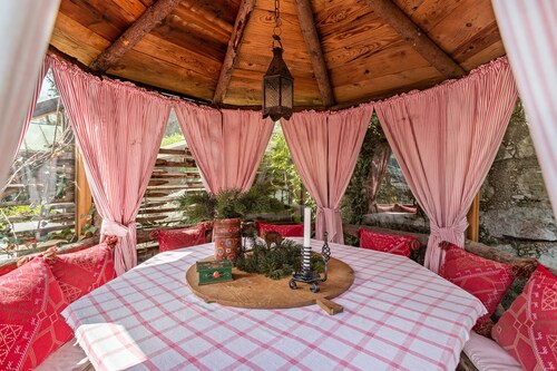 Ferienwohnung 'Ferienappartement 1 - Lockstein' mit Bergblick, Privatem Garten und WLAN