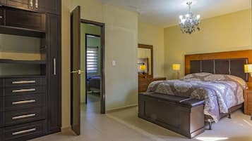 Family House, 2 Bedrooms | Down comforters, laptop workspace, free WiFi, bed sheets