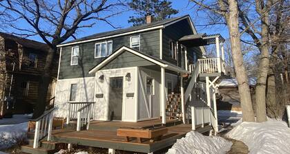 MTB Heritage Parkside Cottage