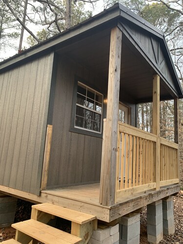 Rustic Primitive Cabin near Athens GA!