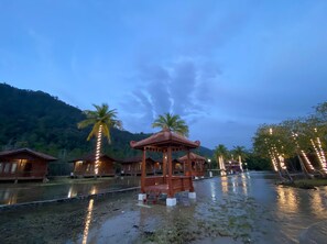 Exterior - Nyalo Beach Cottage (Ampang Pulai)