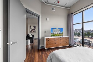 1 غرفة نوم ومكواة/لوح كي وواي فاي وملاءات أسرّة