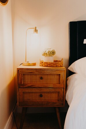 3 室のベッドルーム、アイロン / アイロン台、WiFi、ベッドシーツ