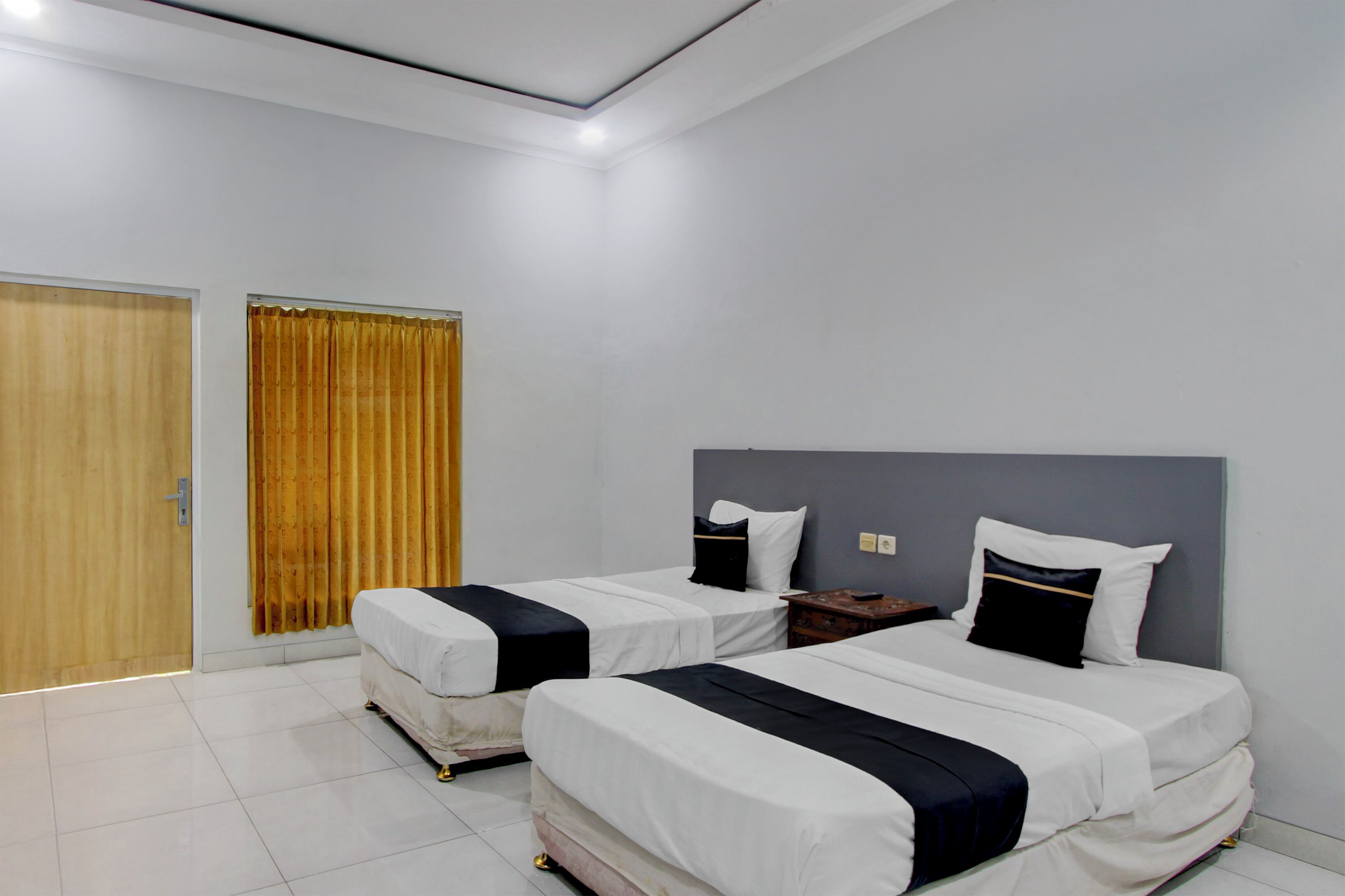 Deluxe Twin Room | Free WiFi, bed sheets