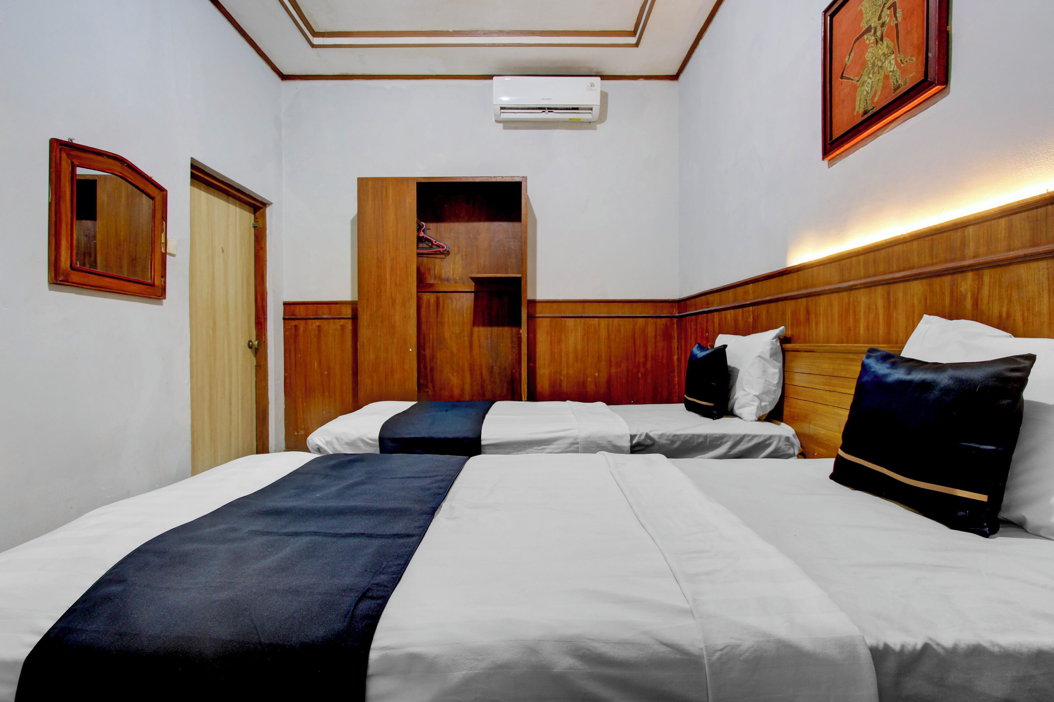 标准双床房 | 免费 WiFi、床单