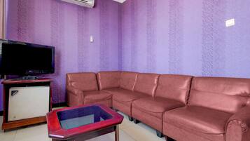 Standard Twin Room | Free WiFi, bed sheets