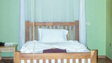 Kamar Deluks, 1 kamar tidur, Bebas Asap Rokok, pemandangan danau | Wi-Fi gratis