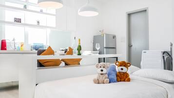 1 slaapkamer, een strijkplank/strijkijzer, wifi