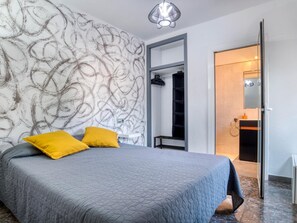 3 soverom, strykejern/-brett, wi-fi og sengetøy