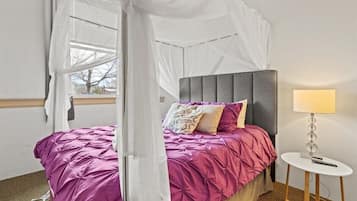 1 quarto, escrivaninha, ferros/tábuas de passar roupa, Wi-Fi de cortesia