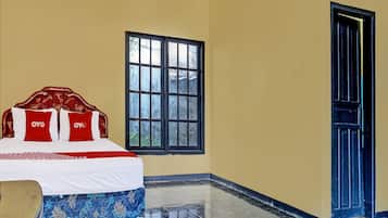 Deluxe Double Room | Desk, laptop workspace, soundproofing, free WiFi