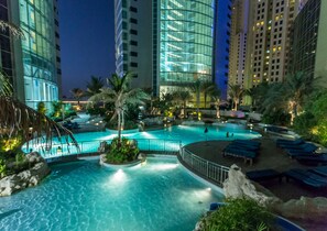Outdoor pool - Luxury JBR - Al Fattan Full Sea View - Free Beach Resorts Access (Dubai)