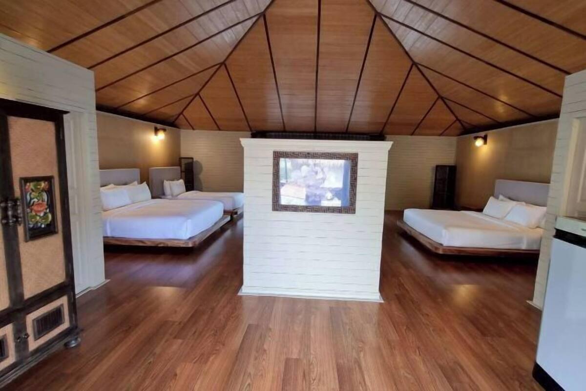 Minibar, escritorio, camas plegables/adicionales y wifi gratis