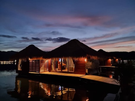Maldives Water Park View Zone A | Living area | 42-cm LCD TV with digital channels, TV