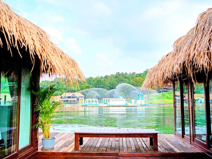 Maldives Water Park View Zone B | Terras