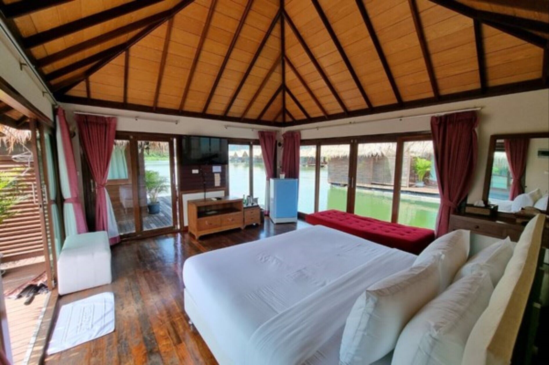 Habitación doble superior | Minibar, escritorio, camas supletorias y wifi gratis