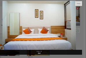 Free WiFi, bed sheets - Hotel Shree Shyam International (Bilaspur)