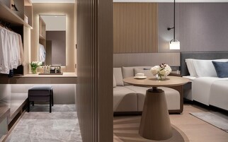 Deluxe Apartment | Peti besi dalam bilik, langsir/tirai gelap terus 