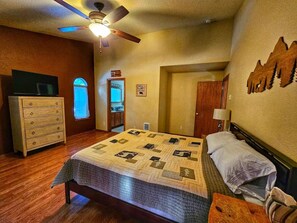 5 Schlafzimmer, Bügeleisen/Bügelbrett, kostenloses WLAN, Bettwäsche