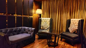 Premium Room | Living area - The Regent Chandigarh (Chandigarh)