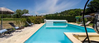 Holiday Home in Gargas with Pool and Nature