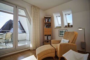 Télévision, lecteur de DVD, chaîne hi-fi