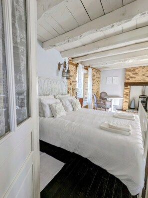 Superior Room | Free WiFi, bed sheets - Sous le Chateau (Jumilhac-le-Grand)