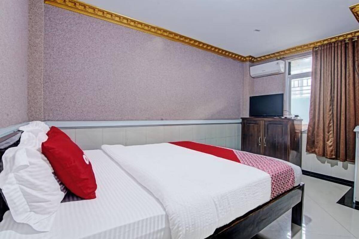 1 bedroom, desk, free WiFi, bed sheets