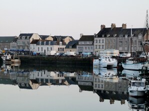 Marina - Terraced house in Barfleur with private courtyard - Pets allowed (Barfleur)
