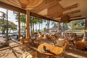 Restaurant - Bleu MATHIS Gili Asahan (P. Gili Asahan)