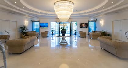 PM Hotel