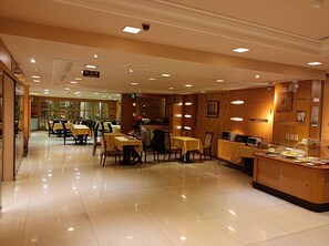 Dining room - Duke Business Hotel (Taoyuan City)