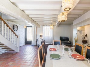 Dining - Charming house with private spa and garden in Ardevon (Pontorson)