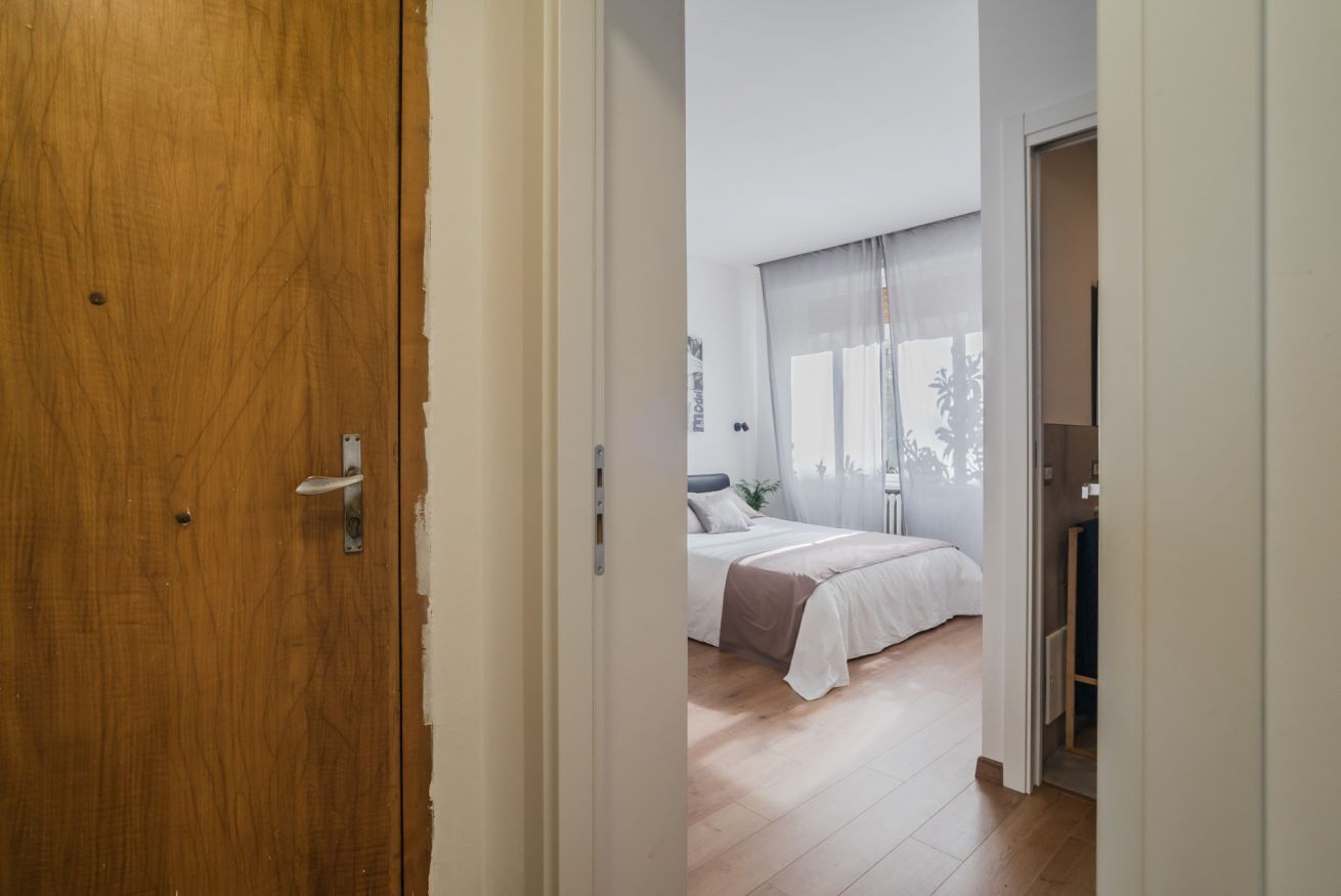 Insonorización, internet y ropa de cama 
