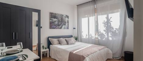 SystĂšme dâinsonorisation, accĂšs Ă Internet, literie fournie