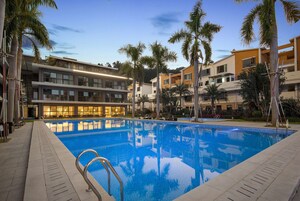 Piscina externa sazonal