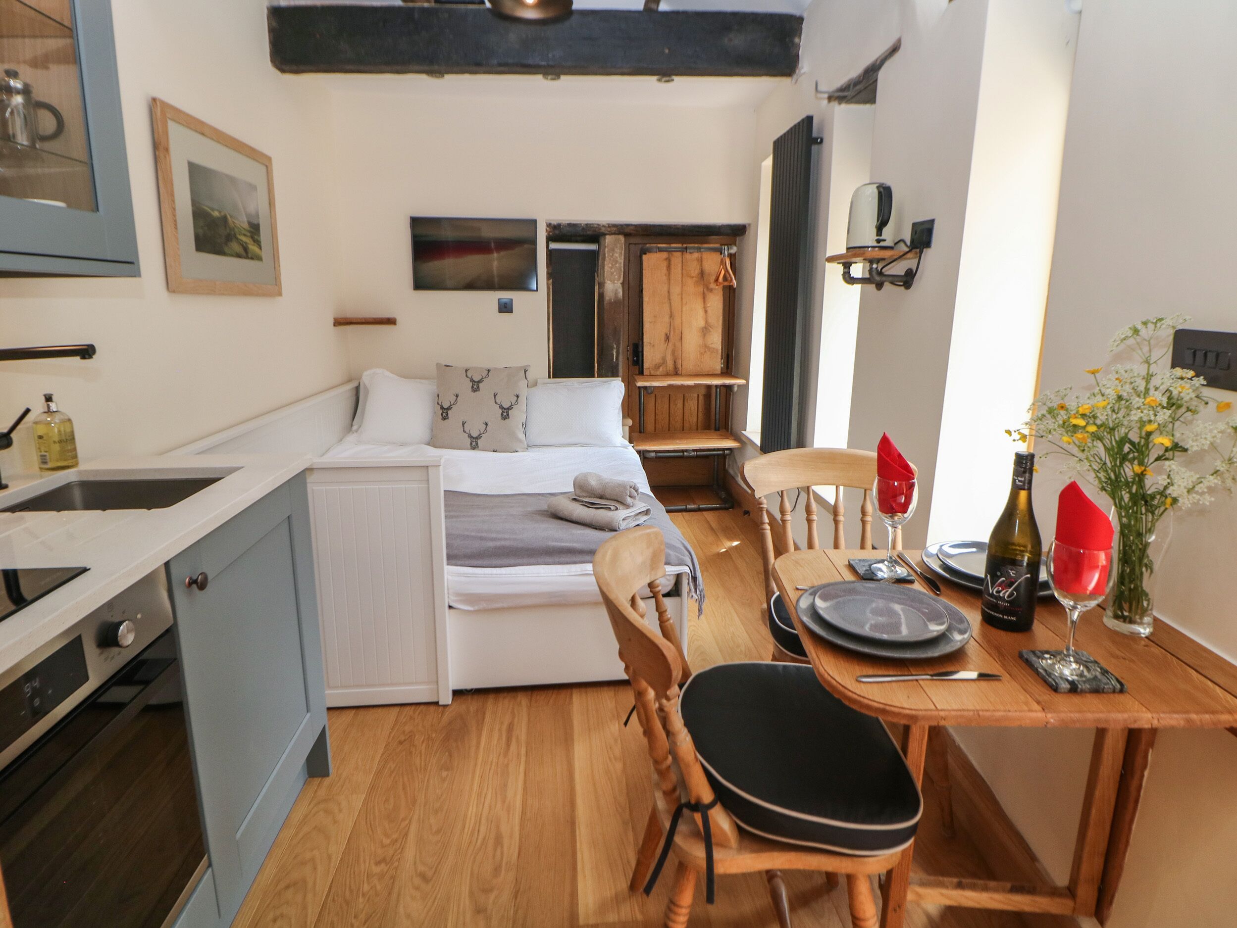 Woodbine Retreat, Character Holiday Cottage, With A Garden In Buxton - Longnor