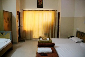 Soundproofing, iron/ironing board, free WiFi - Hotel Man Sagar (Jaipur)