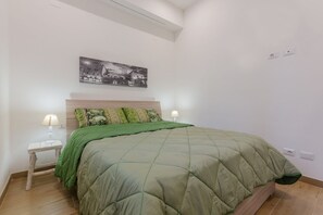 1 bedroom, iron/ironing board