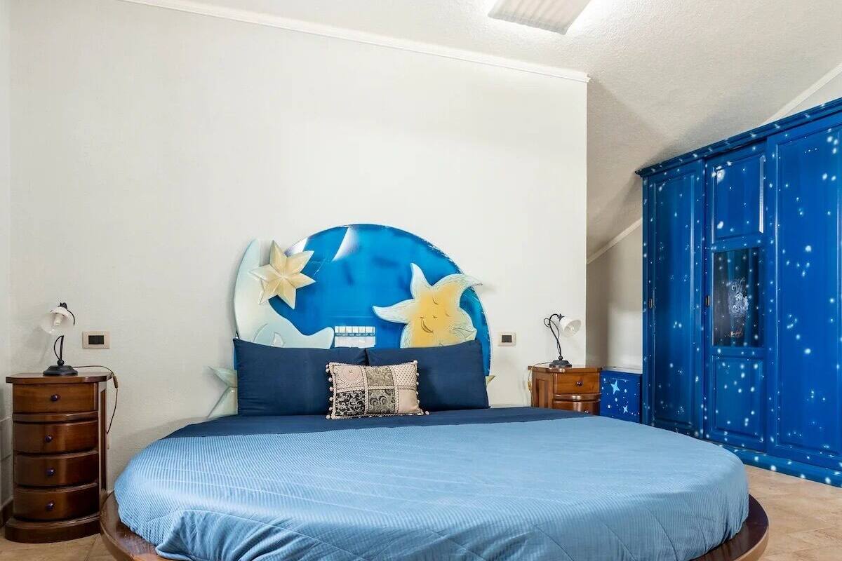 Luxury Room | Premium bedding, minibar (some free items), WiFi (free), bed sheets