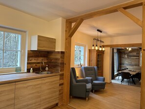 Interior - Modern vacation home / chalet with forest view in Dresden (Dresden)