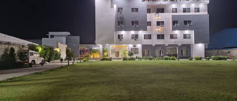 Bagian depan properti