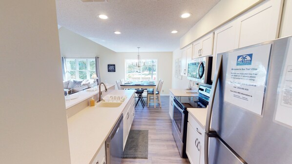 Condo, 4 Bedrooms | Private kitchen | Fridge, oven, coffee/tea maker, toaster - Club Villas - 4 Bedroom Condos by Coastline Resorts (Sunset Beach)