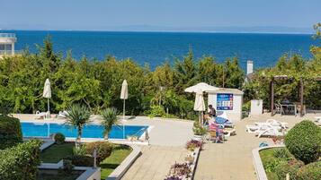 Alberca al aire libre