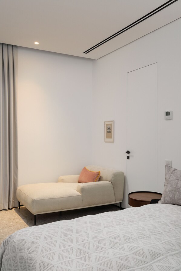 5 chambres, fer et planche à repasser, Wi-Fi gratuit, draps fournis