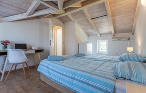 2 bedrooms, free WiFi, bed sheets - Beautiful home in Putini with kitchen (Putini)