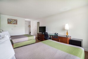 Room - Econo Lodge Airport Near Billy Graham Parkway (Charlotte)