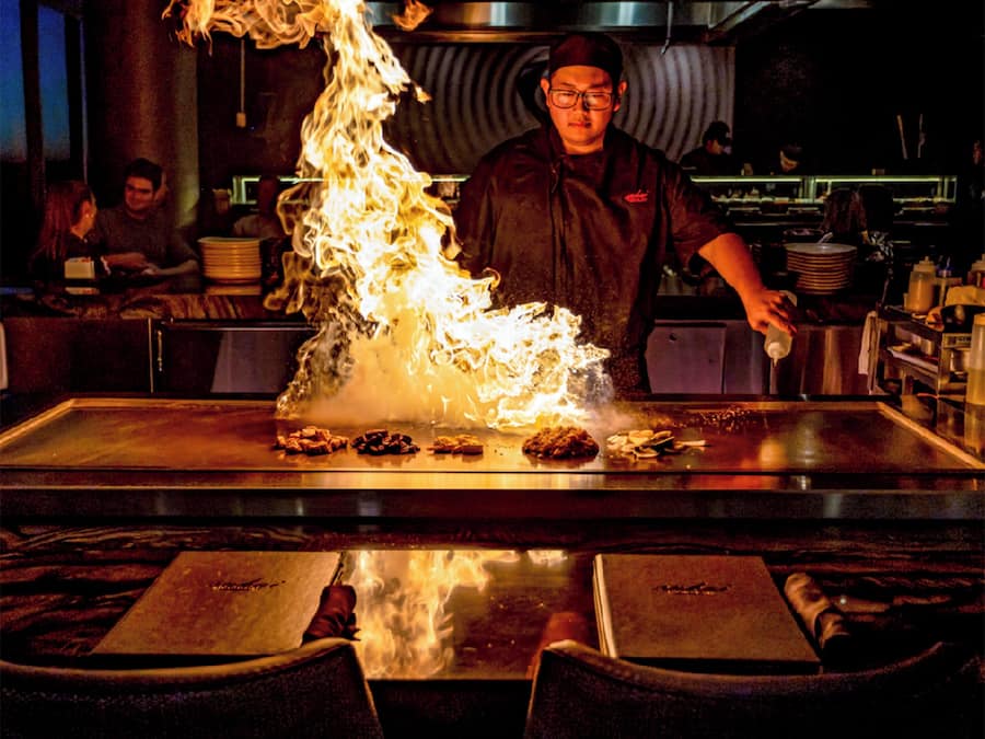 6 restaurantes, café da manhã, culinária americana