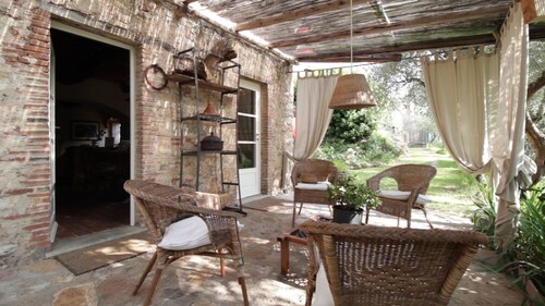 Casa Stalletta - luxurious rustic house with pool and air conditioning
